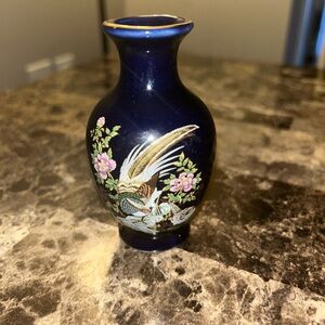 Elegant Blue Japanese Vintage Ceramic Vase
